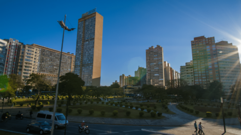 Propaganda sobre o Conselho de Arquitetura e Urbanismo de Minas Gerais - CAU/MG